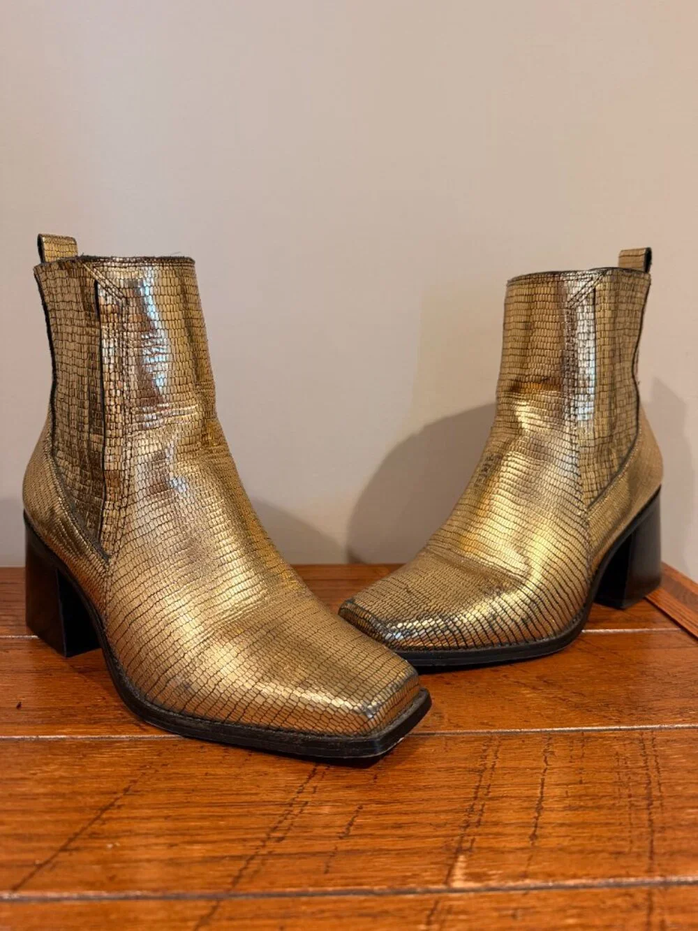 Vince Camuto Sojetta Square Toe Bootie Gold Metallic Leather Women's Size 9.5 M